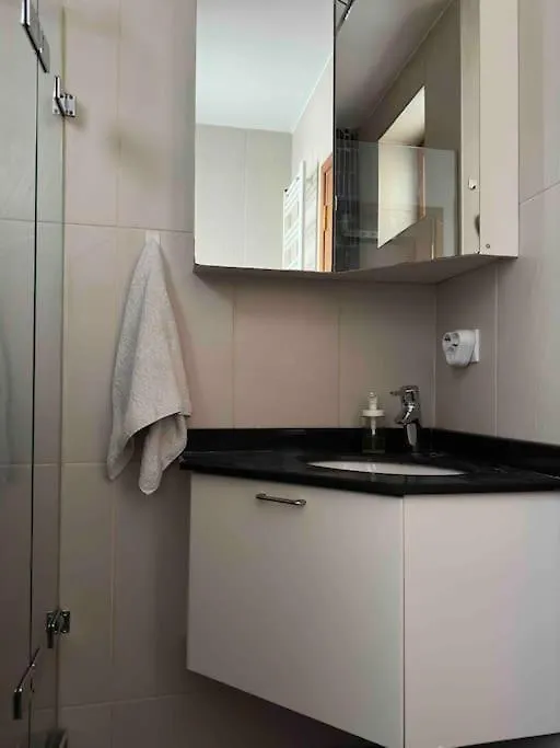 2Br, 2Ba, 2Nd Floor Of Historical Building, Galata Appartement Istanboel Turkije